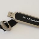 Clef USB, publicitaire en cuir noir et métal